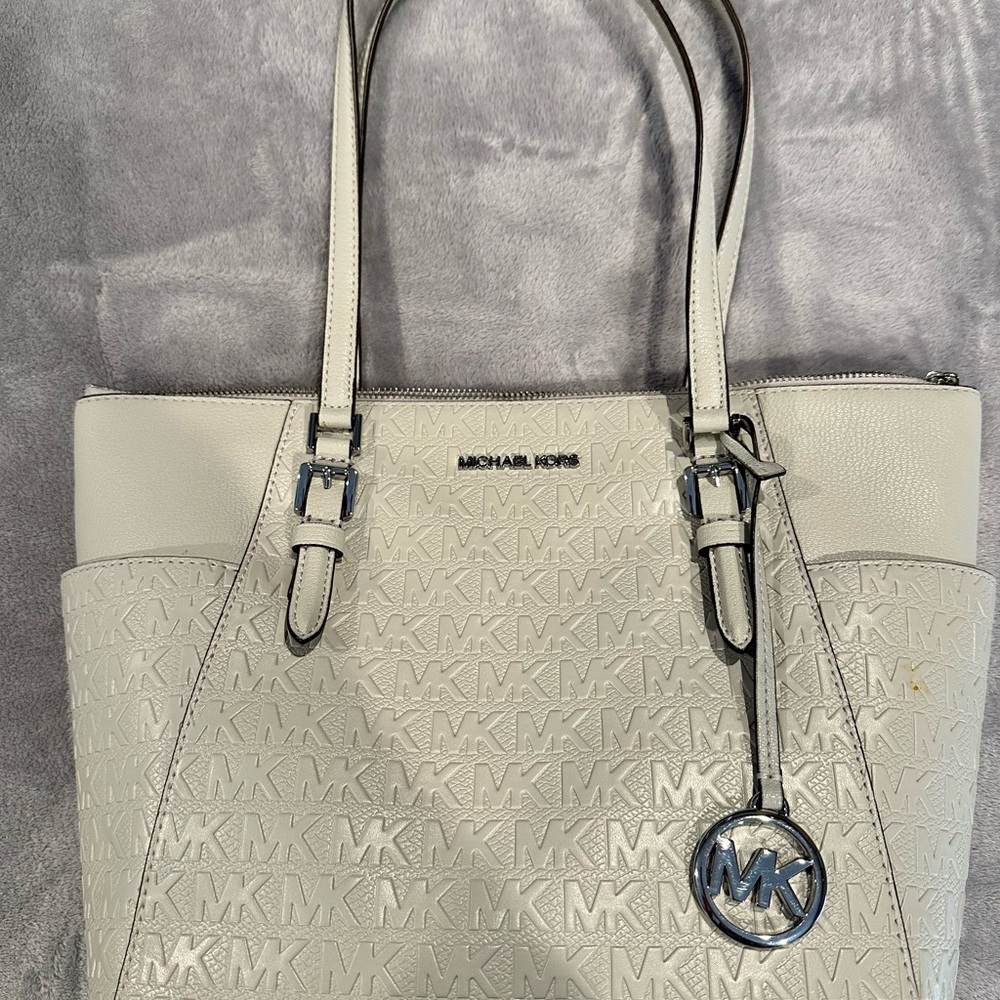 Michaels kors Charlotte tote